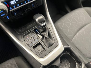 Toyota RAV4 2021 года, 52 516 км - вид 16