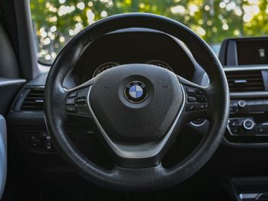 BMW 1 серия 2018 года, 151 310 км - вид 6