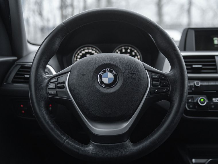 BMW 1 серия 2018 года, 151 310 км - вид 6