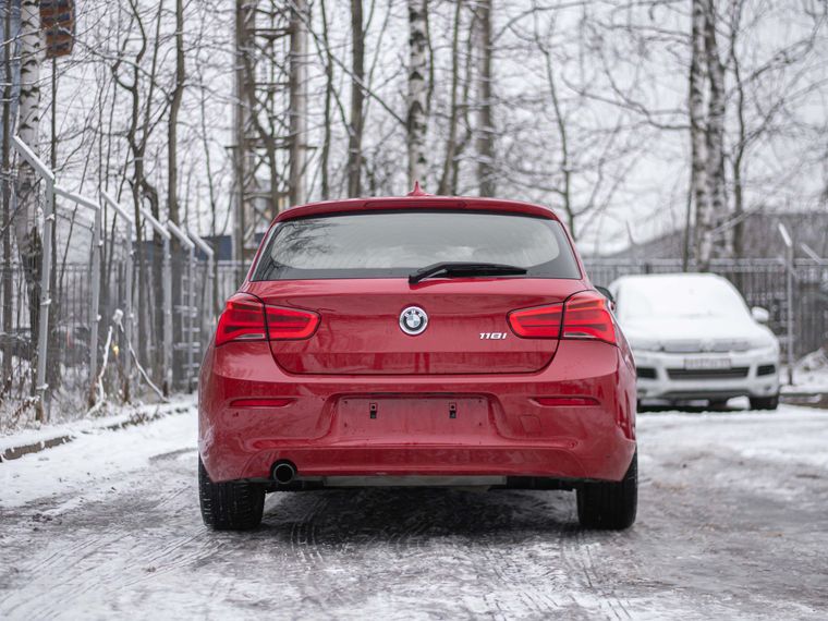 BMW 1 серия 2018 года, 151 310 км - вид 4