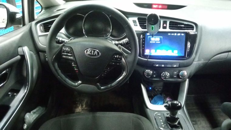 Kia Ceed 2013 года, 215 974 км - вид 5