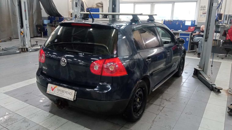 Volkswagen Golf 2008 года, 147 535 км - вид 3