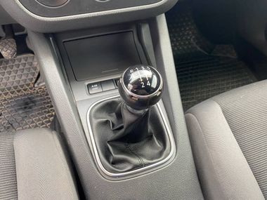 Volkswagen Golf 2008 года, 147 535 км - вид 10