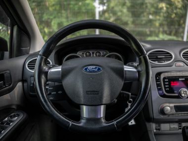 Ford Focus 2011 года, 264 532 км - вид 6