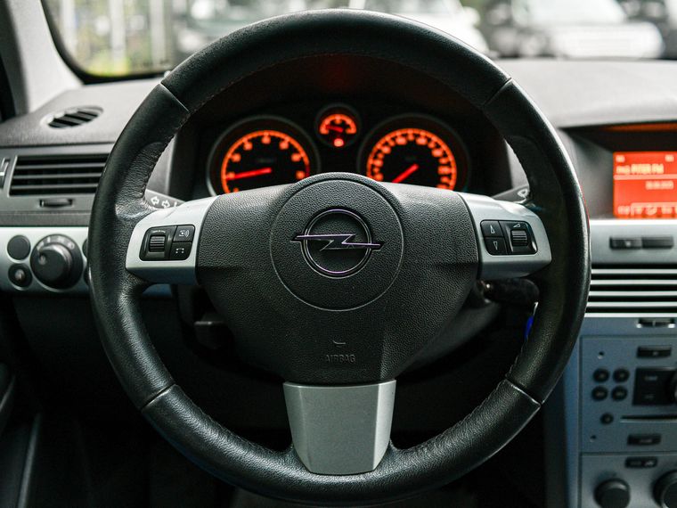 Opel Astra 2013 года, 263 000 км - вид 6