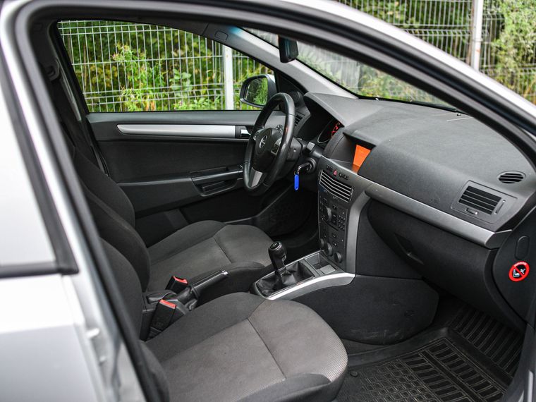 Opel Astra 2013 года, 263 000 км - вид 12