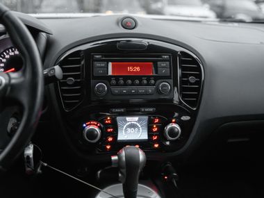Nissan Juke 2014 года, 74 000 км - вид 7