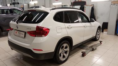 BMW X1 2013 года, 171 000 км - вид 3