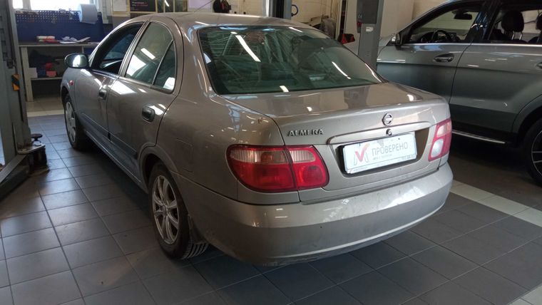 Nissan Almera 2005 года, 325 000 км - вид 4