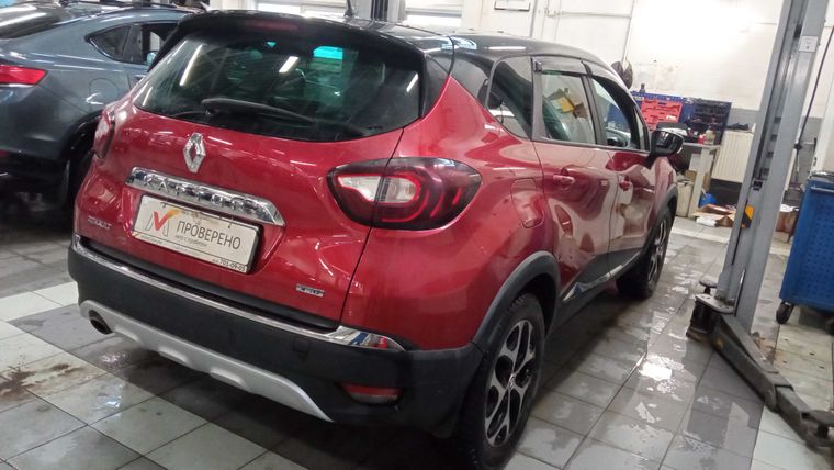 Renault Kaptur 2020 года, 117 470 км - вид 3