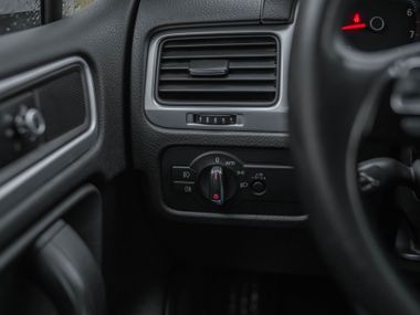 Volkswagen Touareg 2014 года, 159 291 км - вид 9