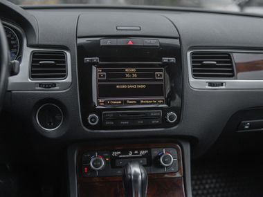Volkswagen Touareg 2014 года, 159 291 км - вид 7