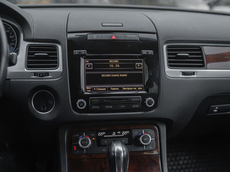Volkswagen Touareg 2014 года, 159 291 км - вид 7
