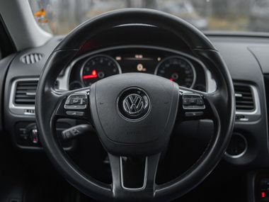 Volkswagen Touareg 2014 года, 159 291 км - вид 6