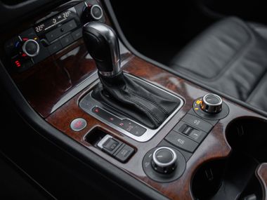 Volkswagen Touareg 2014 года, 159 291 км - вид 12