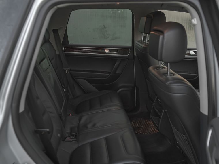 Volkswagen Touareg 2014 года, 159 291 км - вид 13