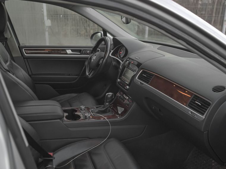 Volkswagen Touareg 2014 года, 159 291 км - вид 14