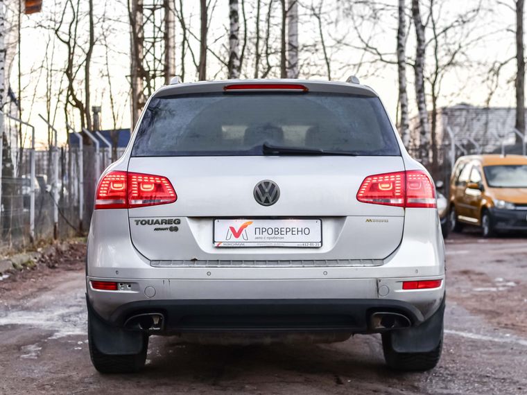 Volkswagen Touareg 2014 года, 159 291 км - вид 4