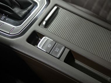 Volkswagen Passat 2016 года, 153 225 км - вид 12