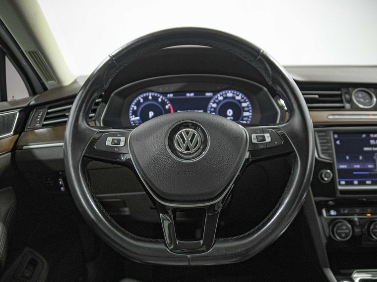 Volkswagen Passat 2016 года, 153 225 км - вид 8