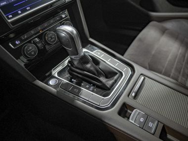 Volkswagen Passat 2016 года, 153 225 км - вид 11
