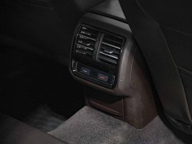 Volkswagen Passat 2016 года, 153 225 км - вид 17