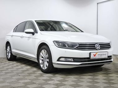 Volkswagen Passat 2016 года, 153 225 км - вид 3