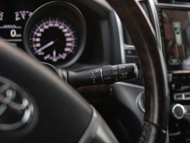 Toyota Land Cruiser 2012 года, 260 618 км - вид 9