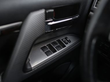 Toyota Land Cruiser 2012 года, 260 618 км - вид 14