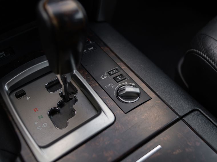 Toyota Land Cruiser 2012 года, 260 618 км - вид 13