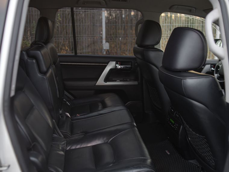 Toyota Land Cruiser 2012 года, 260 618 км - вид 18