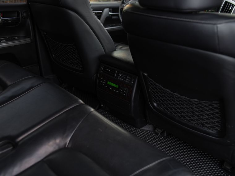 Toyota Land Cruiser 2012 года, 260 618 км - вид 19