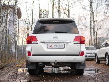 Toyota Land Cruiser 2012 года, 260 618 км - вид 4