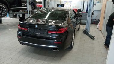 BMW 5 Серия 2021 года, 37 714 км - вид 3