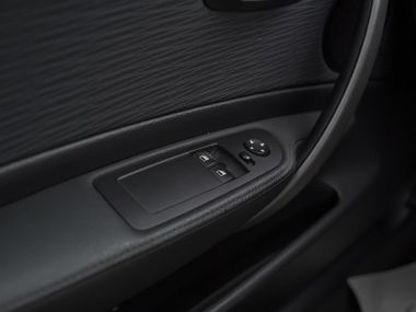 BMW 1 серия 2011 года, 218 079 км - вид 9