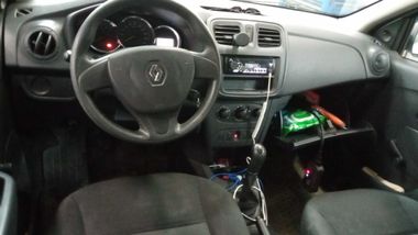 Renault Sandero 2017 года, 164 259 км - вид 4