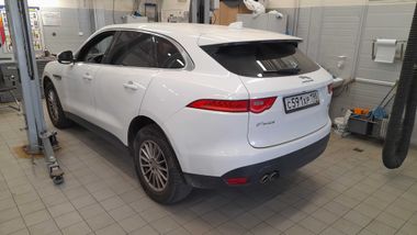 Jaguar F-Pace 2019 года, 123 000 км - вид 4