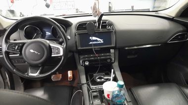 Jaguar F-Pace 2019 года, 123 000 км - вид 5