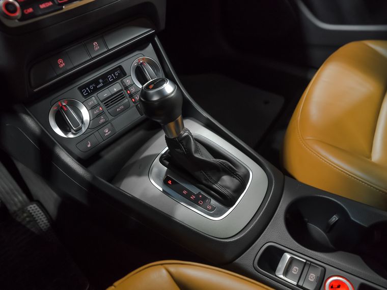 Audi Q3 2014 года, 164 388 км - вид 10