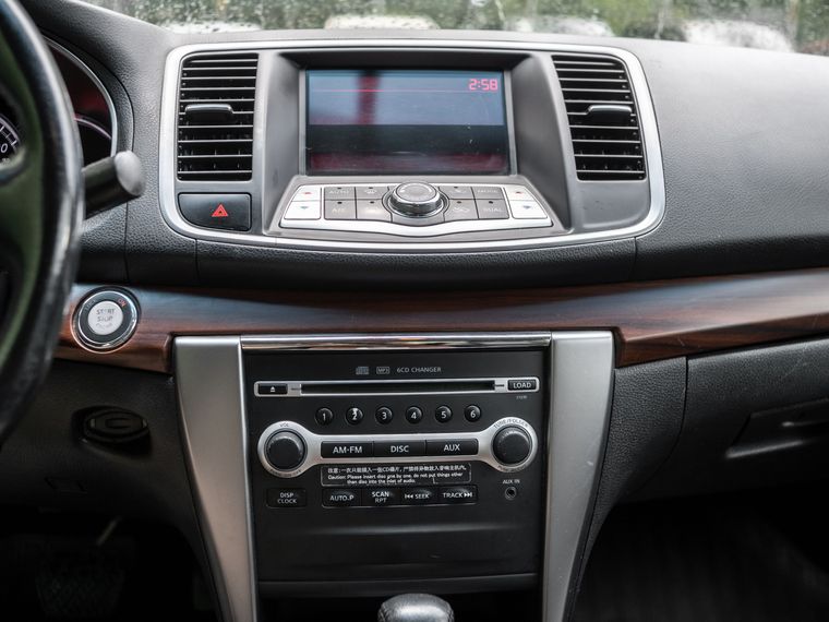 Nissan Teana 2010 года, 203 000 км - вид 8