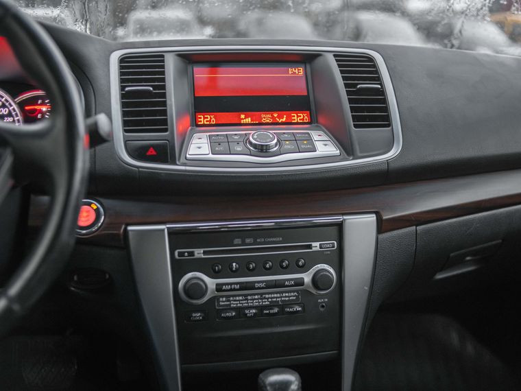 Nissan Teana 2010 года, 203 000 км - вид 8