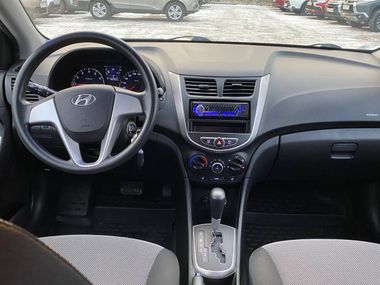 Hyundai Solaris 2014 года, 65 999 км - вид 9