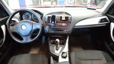 BMW 1 серия 2012 года, 155 883 км - вид 5