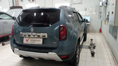 Renault Duster 2016 года, 107 637 км - вид 3