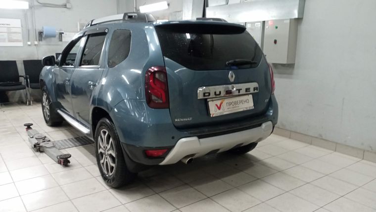 Renault Duster 2016 года, 107 637 км - вид 4