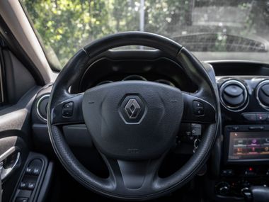 Renault Duster 2016 года, 107 637 км - вид 6