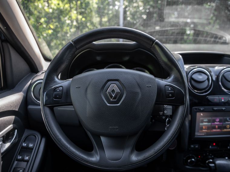 Renault Duster 2016 года, 107 637 км - вид 6