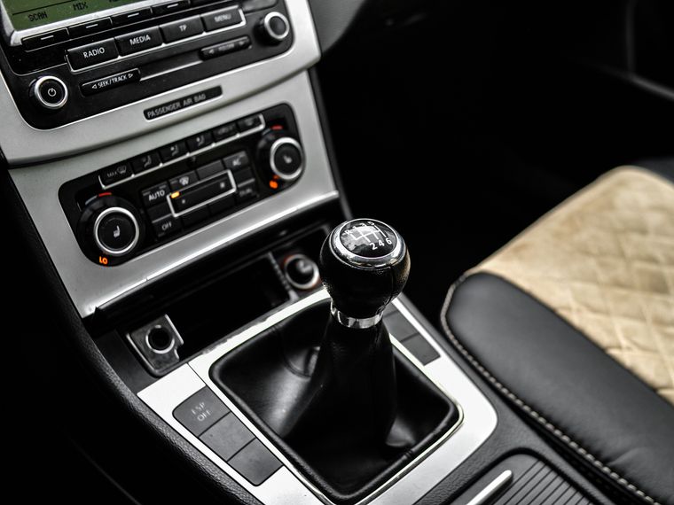 Volkswagen Passat 2010 года, 212 071 км - вид 9