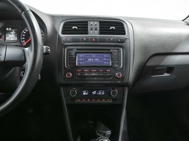 Volkswagen Polo 2015 года, 158 655 км - вид 7