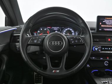 Audi A4 2018 года, 112 092 км - вид 10